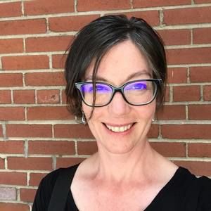 Meet your Posher, Karine